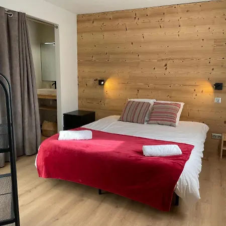 Spacieux Avec Sauna, Parking Et Jardin - 115 M2 Rez De Chaussee, 8 Couchages Apartment