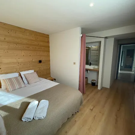 Spacieux Avec Sauna, Parking Et Jardin - 115 M2 Rez De Chaussee, 8 Couchages Apartment
